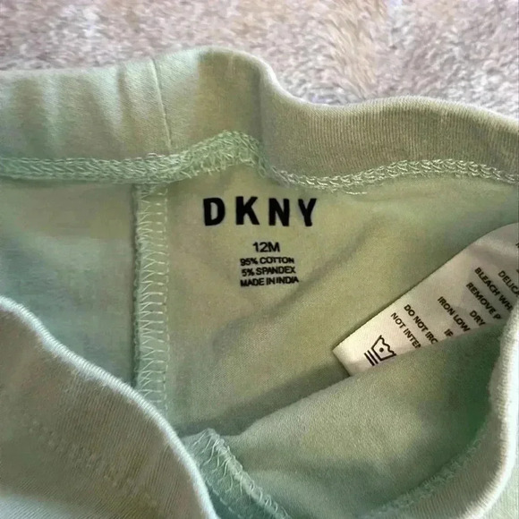 DKNY - leggings. Size 12  months - Picture 2 of 4
